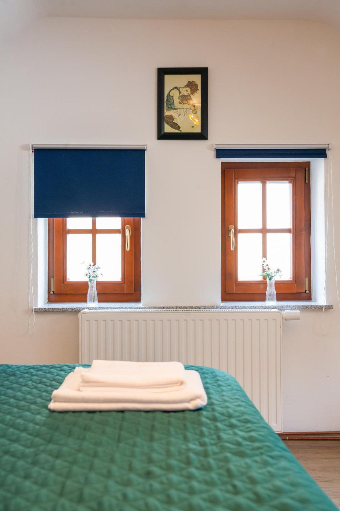Rezidence Plesivec - Rodinny Apartman S 3 Loznicemi Cesky Krumlov Luaran gambar