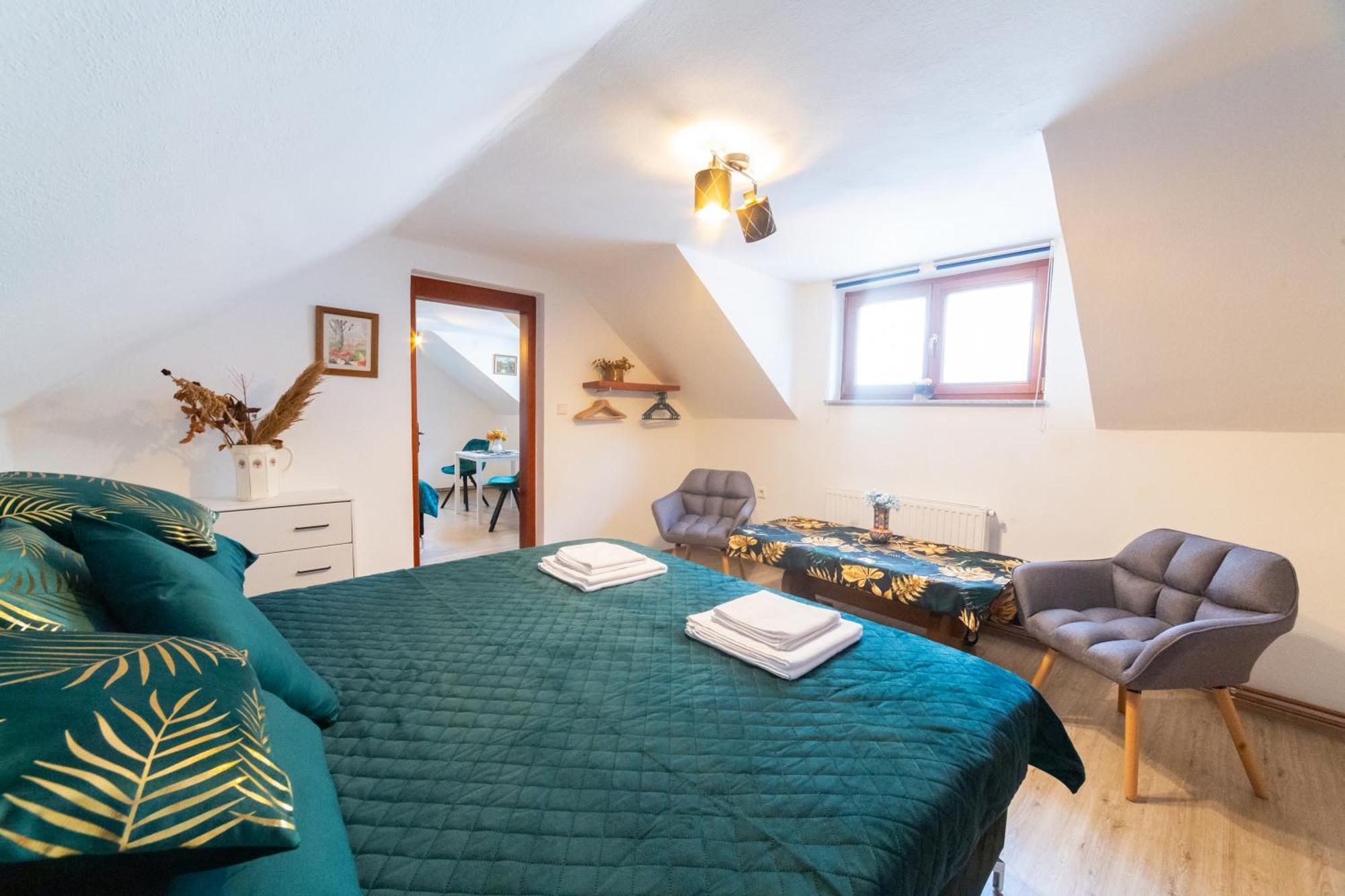 Rezidence Plesivec - Rodinny Apartman S 3 Loznicemi Cesky Krumlov Luaran gambar