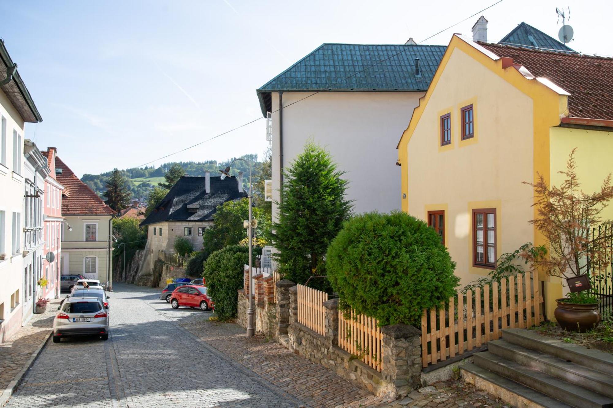 Rezidence Plesivec - Rodinny Apartman S 3 Loznicemi Cesky Krumlov Luaran gambar